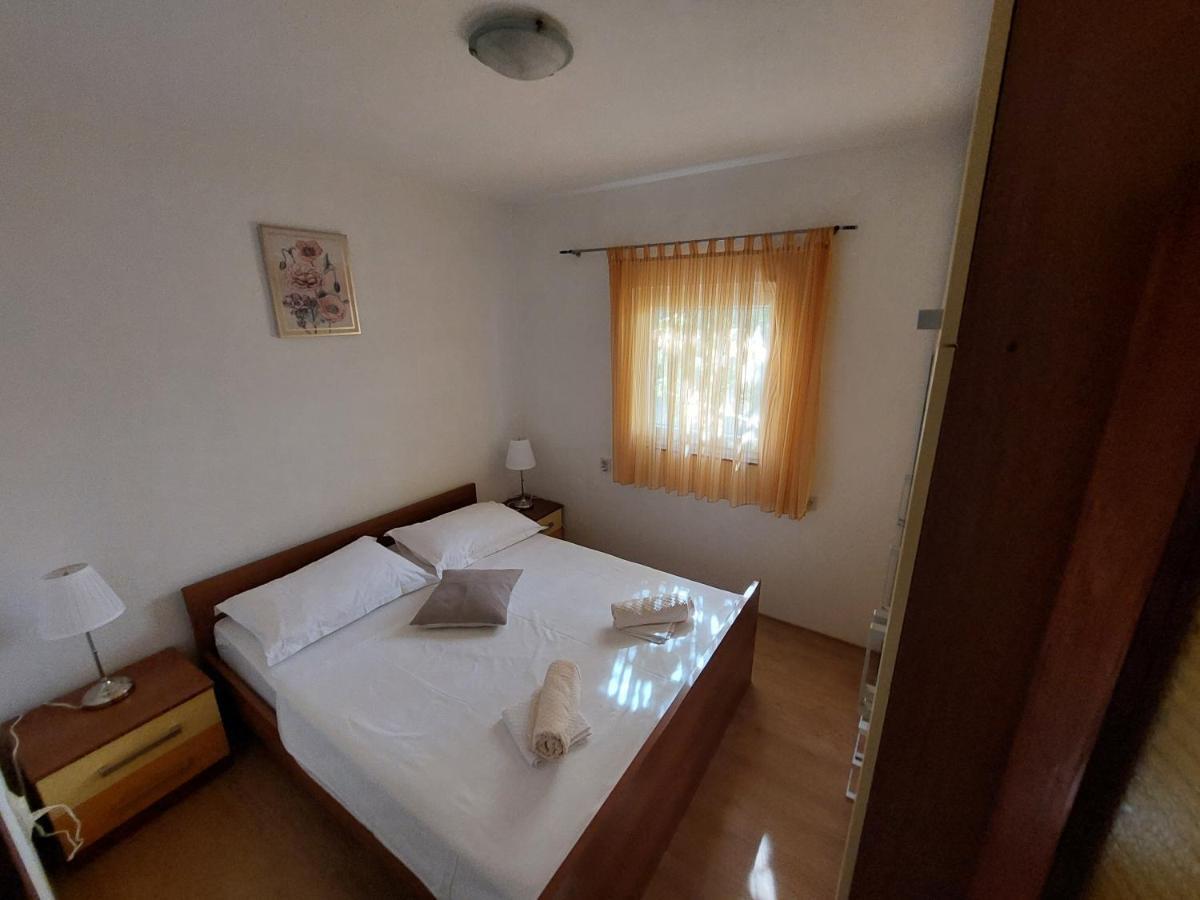 Peaceful & Cozy Rest House, 80m From Počitniška hiša